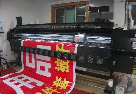 卢氏喷绘广告分辨率是多少？