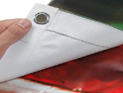 卢氏喷绘和刀刮布的工艺区别。